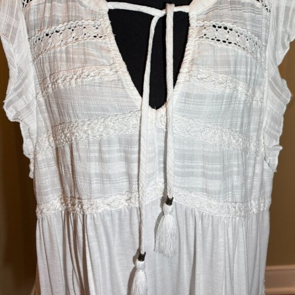 Nuture by Westbound White Tunic Top w/Tassels Size XL - Picture 3 of 8